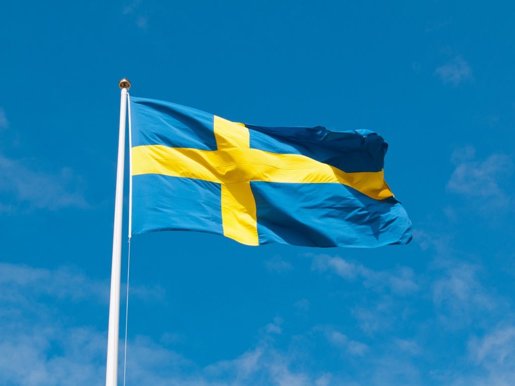 sweden, flag, swedish flag-916799.jpg